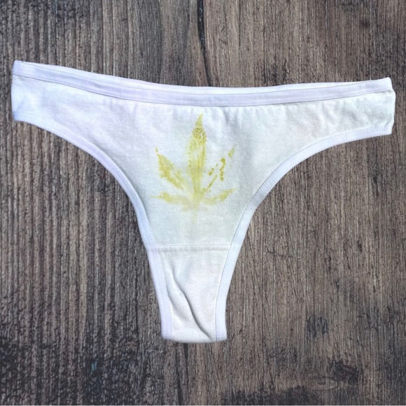 NEW Eco-dyed Leaf White Cotton Thong Panty Medium with Free Shipping! - Picture 1 of 3